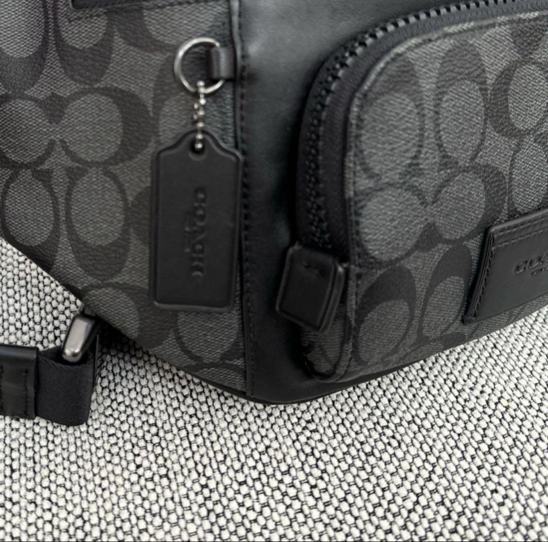 ◈ COACH