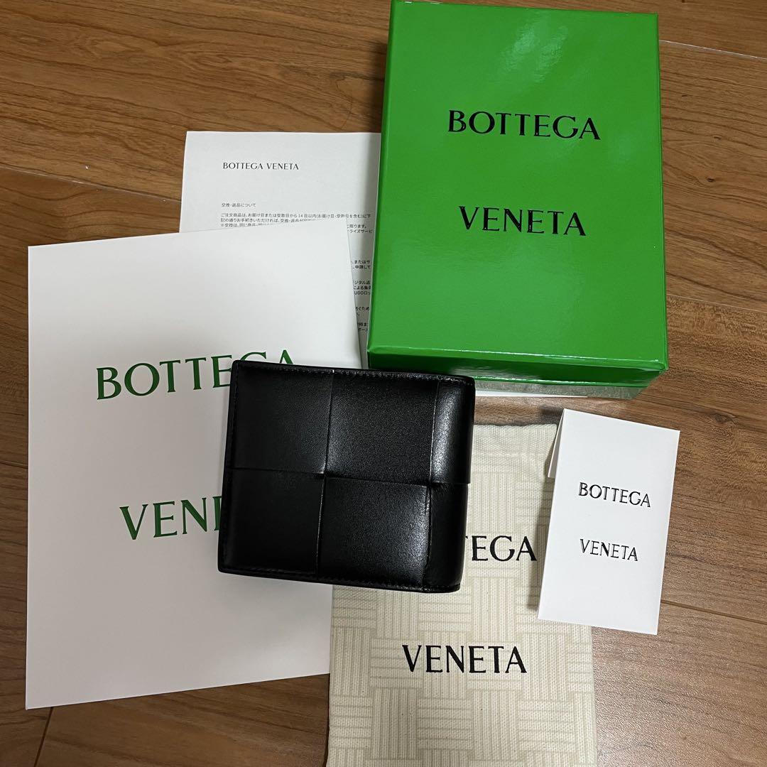 新品　BOTTEGA VENETA 二つ折り財布　コインケース付き ブラック