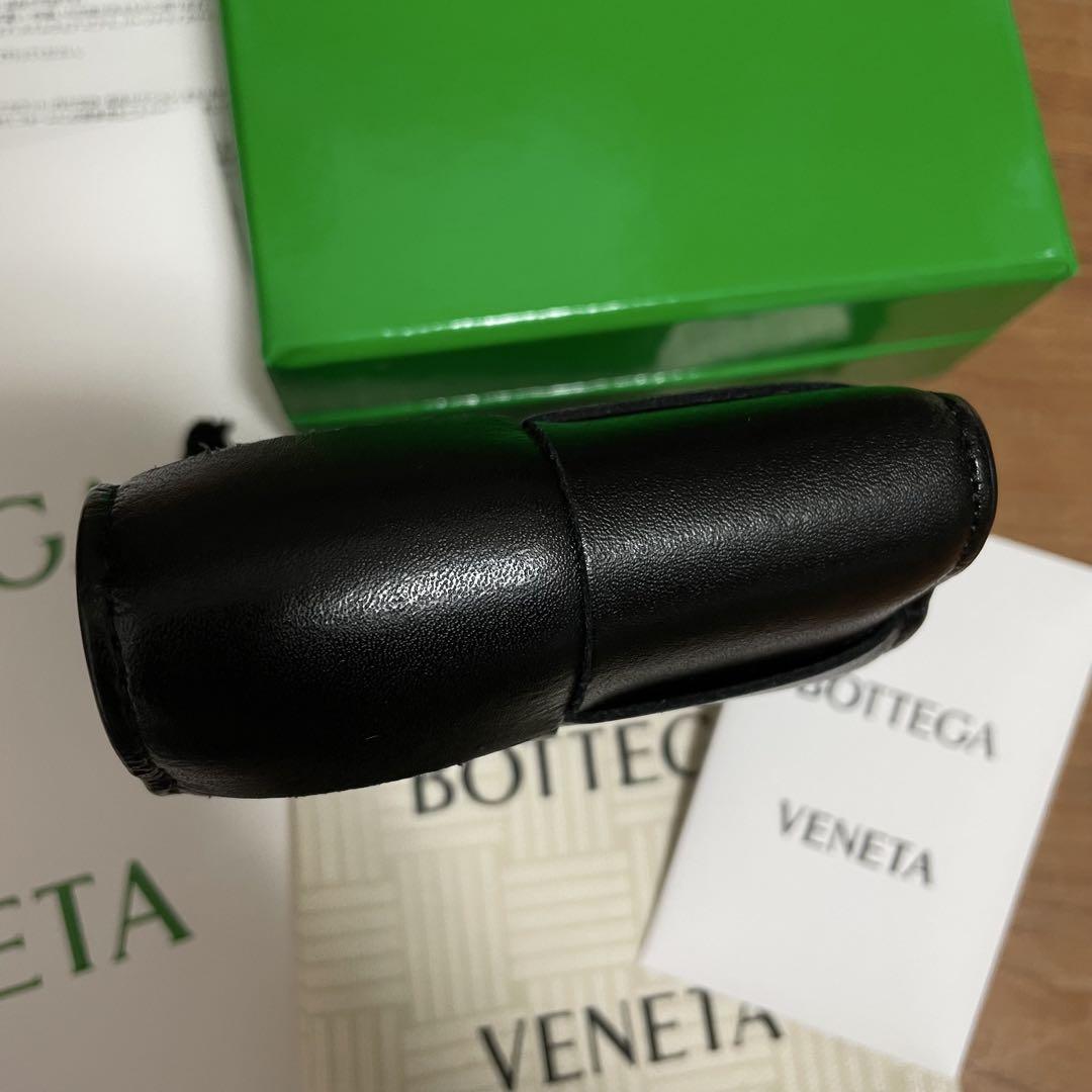 新品　BOTTEGA VENETA 二つ折り財布　コインケース付き ブラック