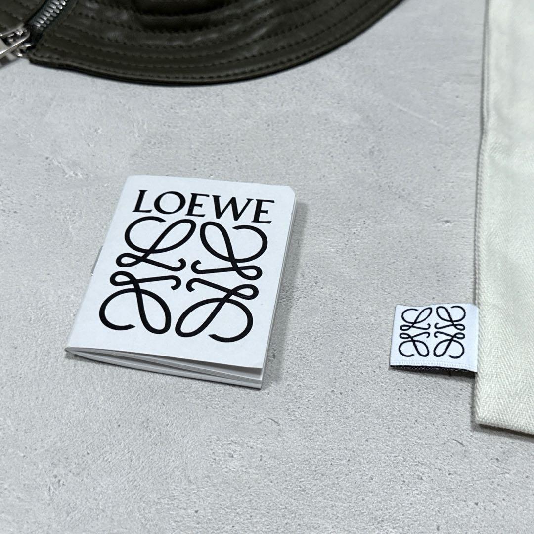 新品 LOEWE ロエベ アナグラム レザーフィッシャーマンハット