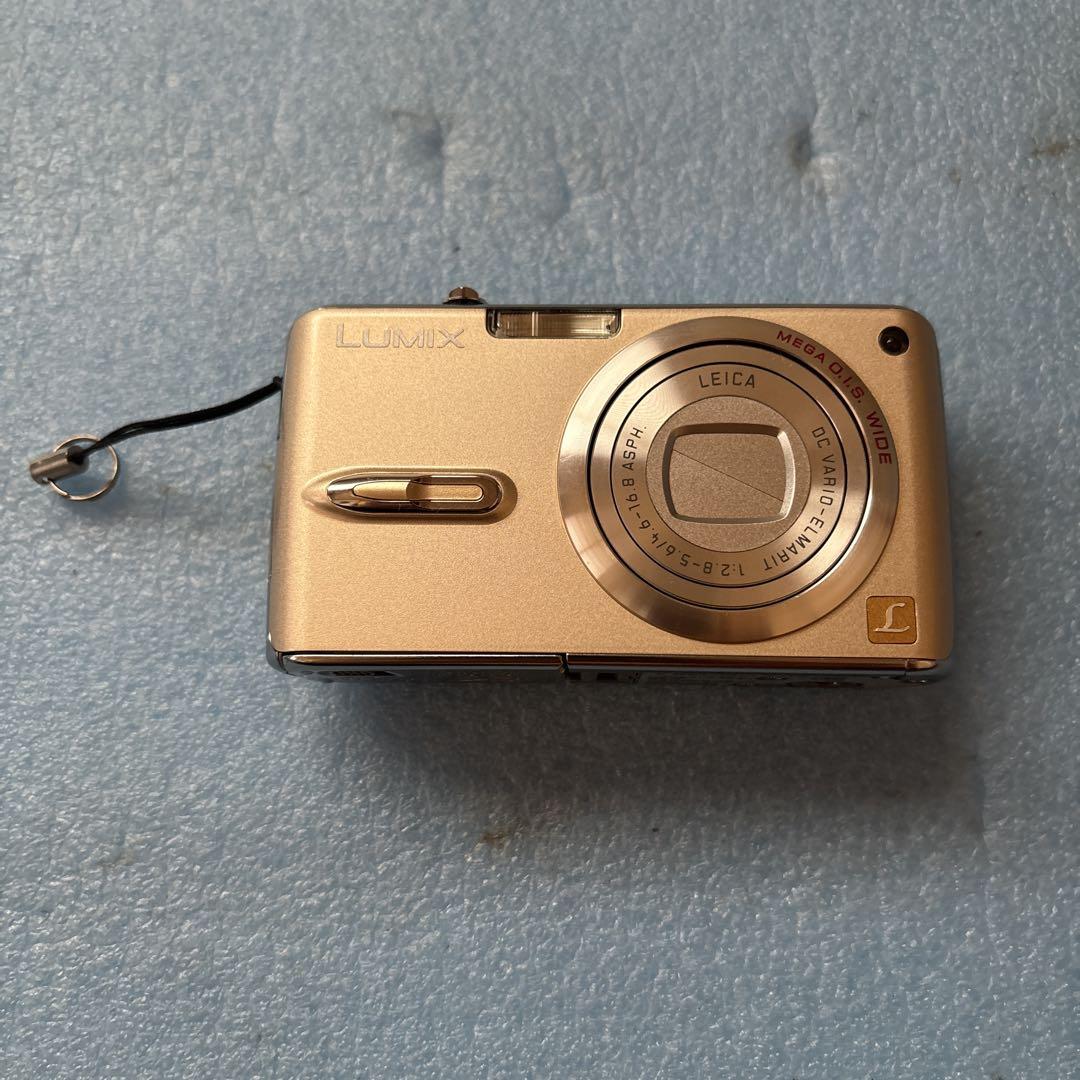 Panasonic DMC-FX07 ゴールドデジタルカメラ
