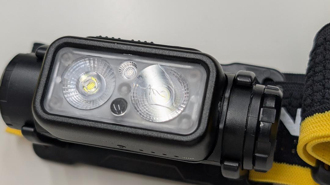 NITECORE NU43 ヘッドランプ 1400ルーメン＋延長バッテリーケース