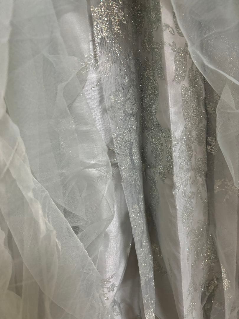 ウエディングドレス