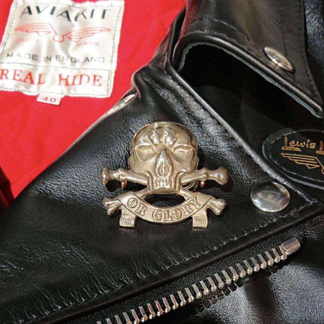 Lewis Leathers バッジ