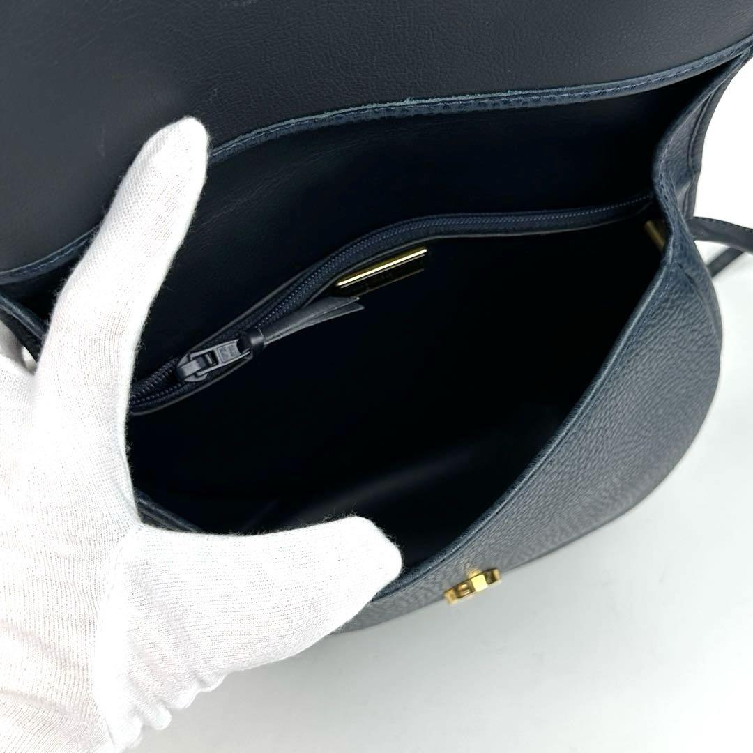 美品】ディオール ショルダーバッグ CD オーバル ゴールド金具