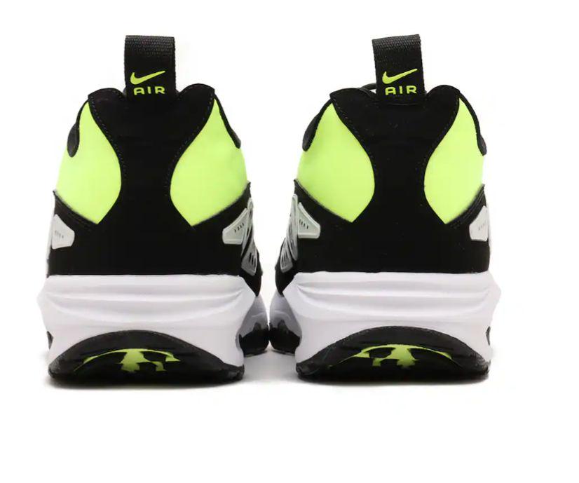 靴 NIKE air max SNDR \"Volt and Black\" 28cm