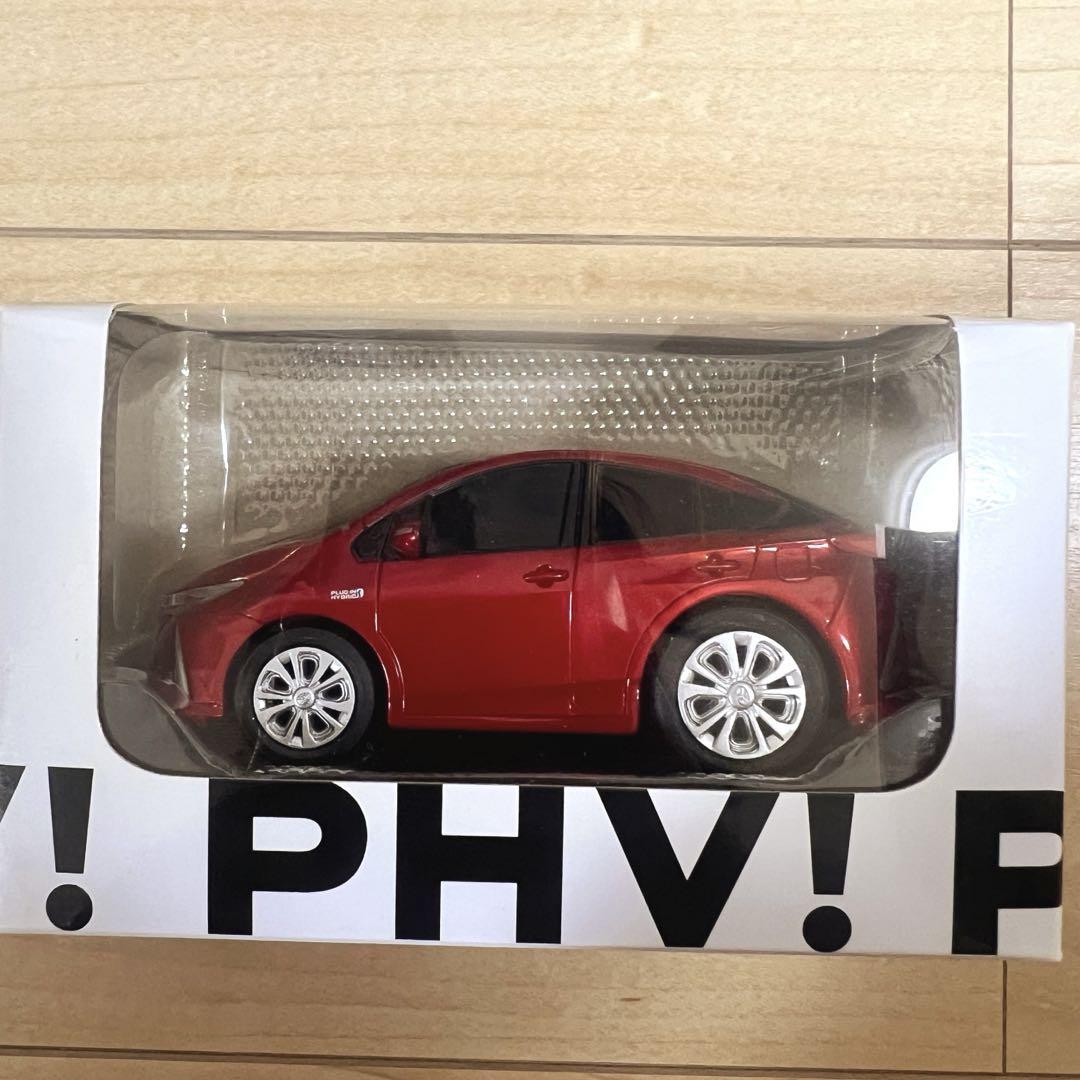 プリウスPHVミニカー 3台セット 黒・銀・赤