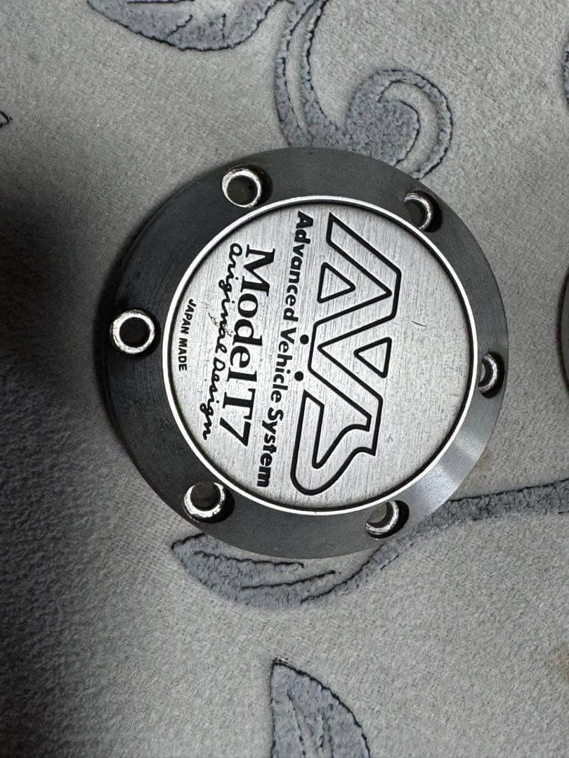 AVS Model 117 ホイールキャップ 3個セット AVS Model 117 ホイールキャップ 3個セット