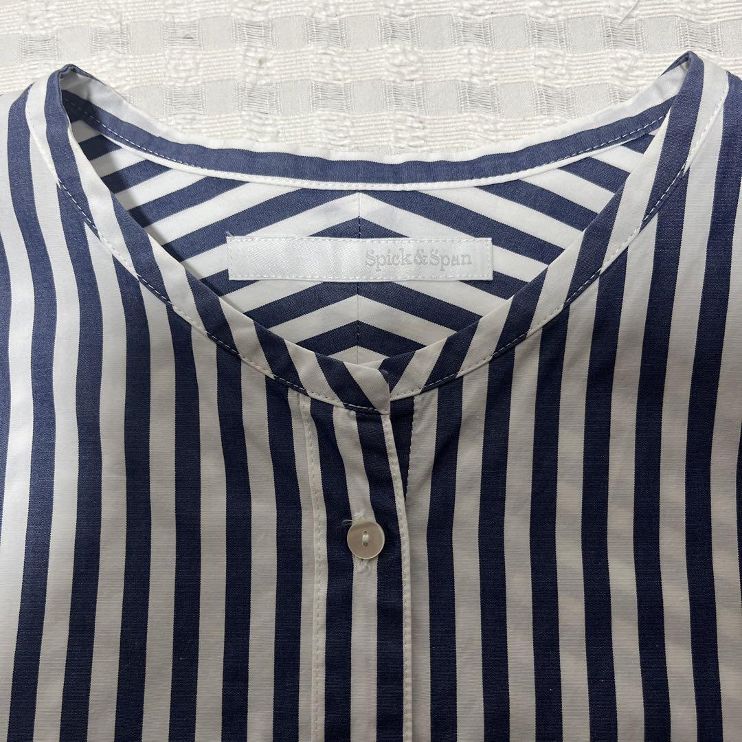 Spick & Span ノーカラー ストライプ シャツ