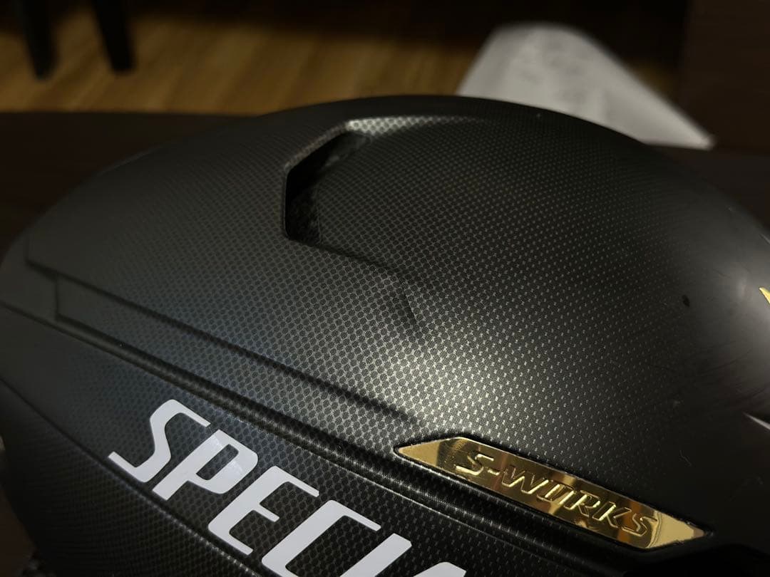 エアロヘルメット