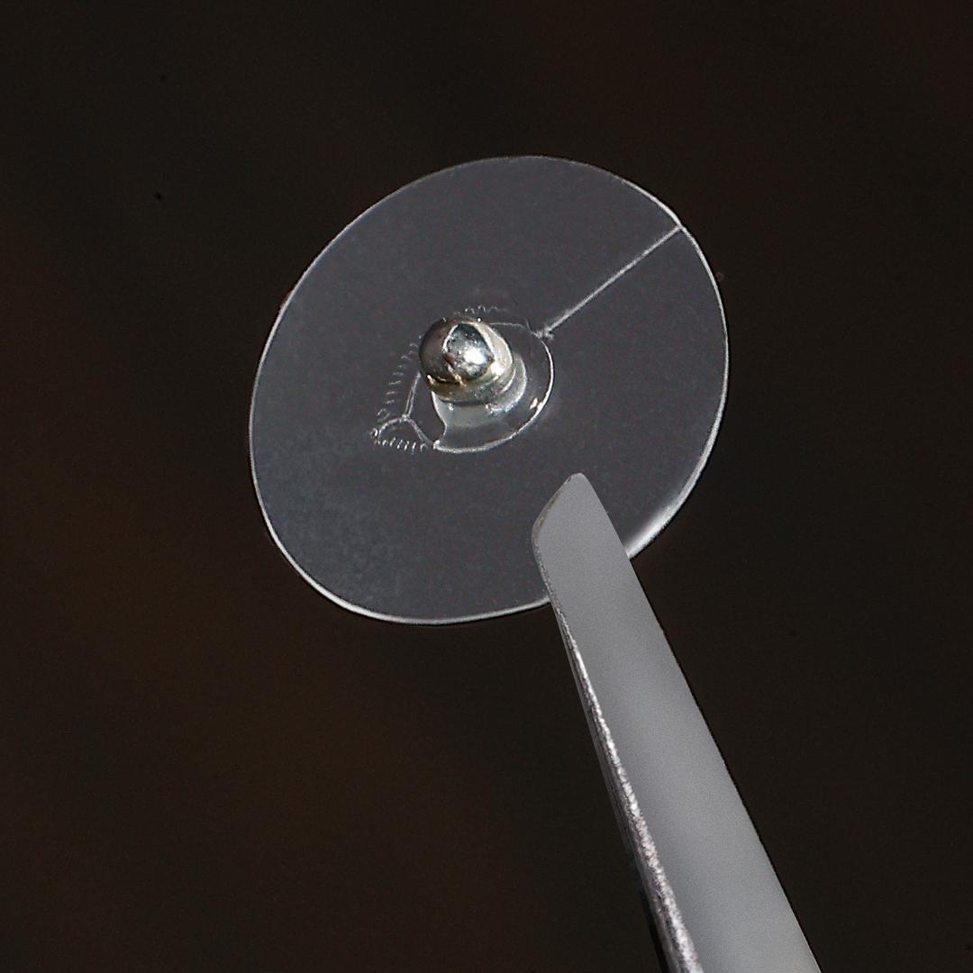 耳ツボシール　マグレインクリア(銀粒)200粒 銀粒 200粒 耳つぼシール医療機器マグプレス マグレインクリア