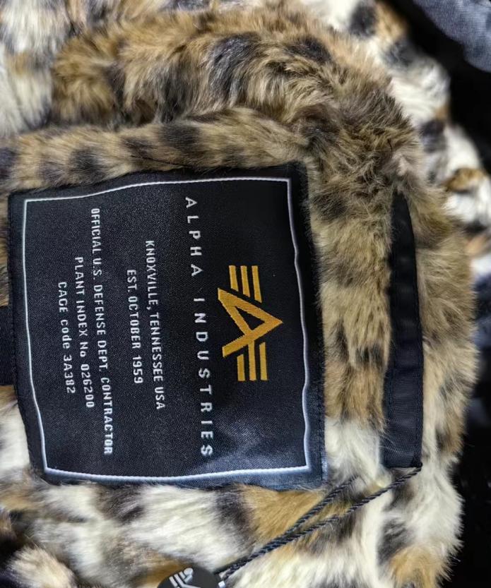 ジャケット・アウター STUSSY ALPHA N-2B SHORT PARKA