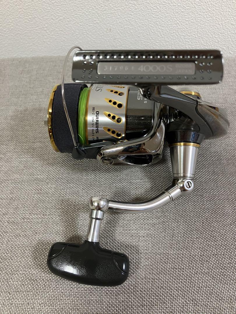 ヒラタクワガタ　SHIMANO STELLA 4000S リール
