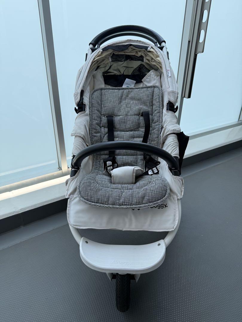 AIR buggyエアバギー ココブレーキ　ベビーカー バニラブラン