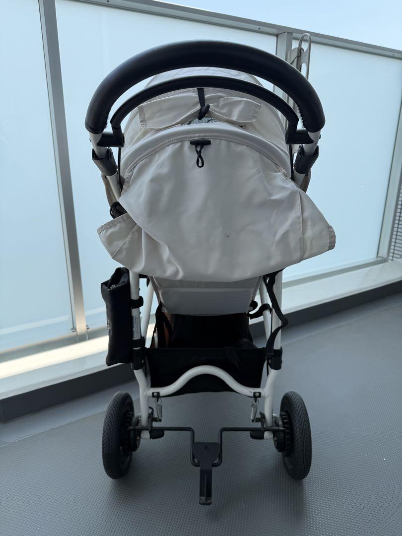AIR buggyエアバギー ココブレーキ　ベビーカー バニラブラン