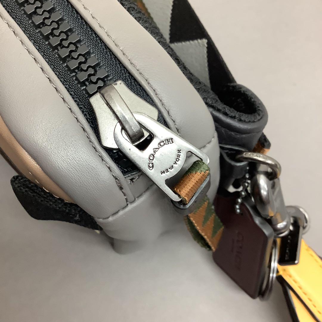 【未使用‼︎】 COACH コーチ ボディバッグ ウエストポーチ ストラップ付