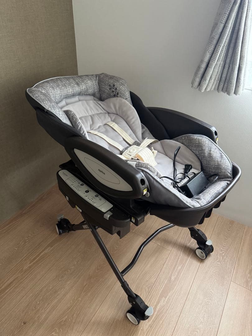 Aprica(アップリカ) ハイローチェア ユラリズム オート ライト