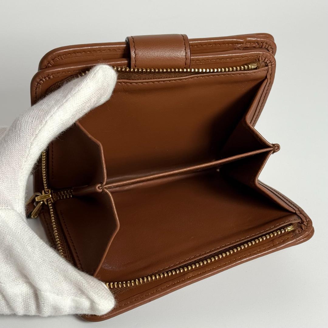 現行 PRADA CITY CALF TAB COGNAC 1ML018 折財布