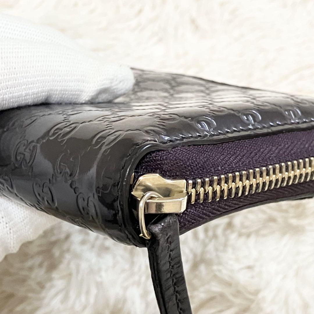 GUCCI ラウンドファスナー　長財布　エナメル　GG シマ