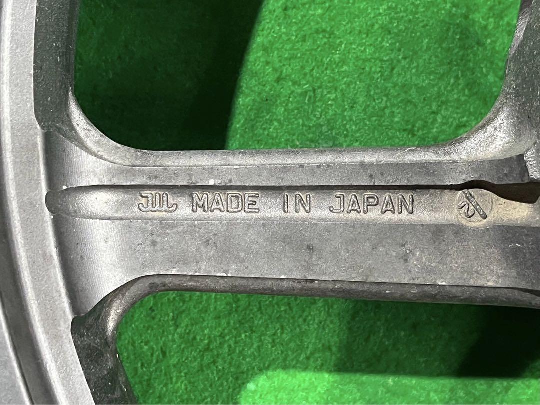 カワサキ純正　ゼファー400  リア ホイール　J18×MT3.50  R
