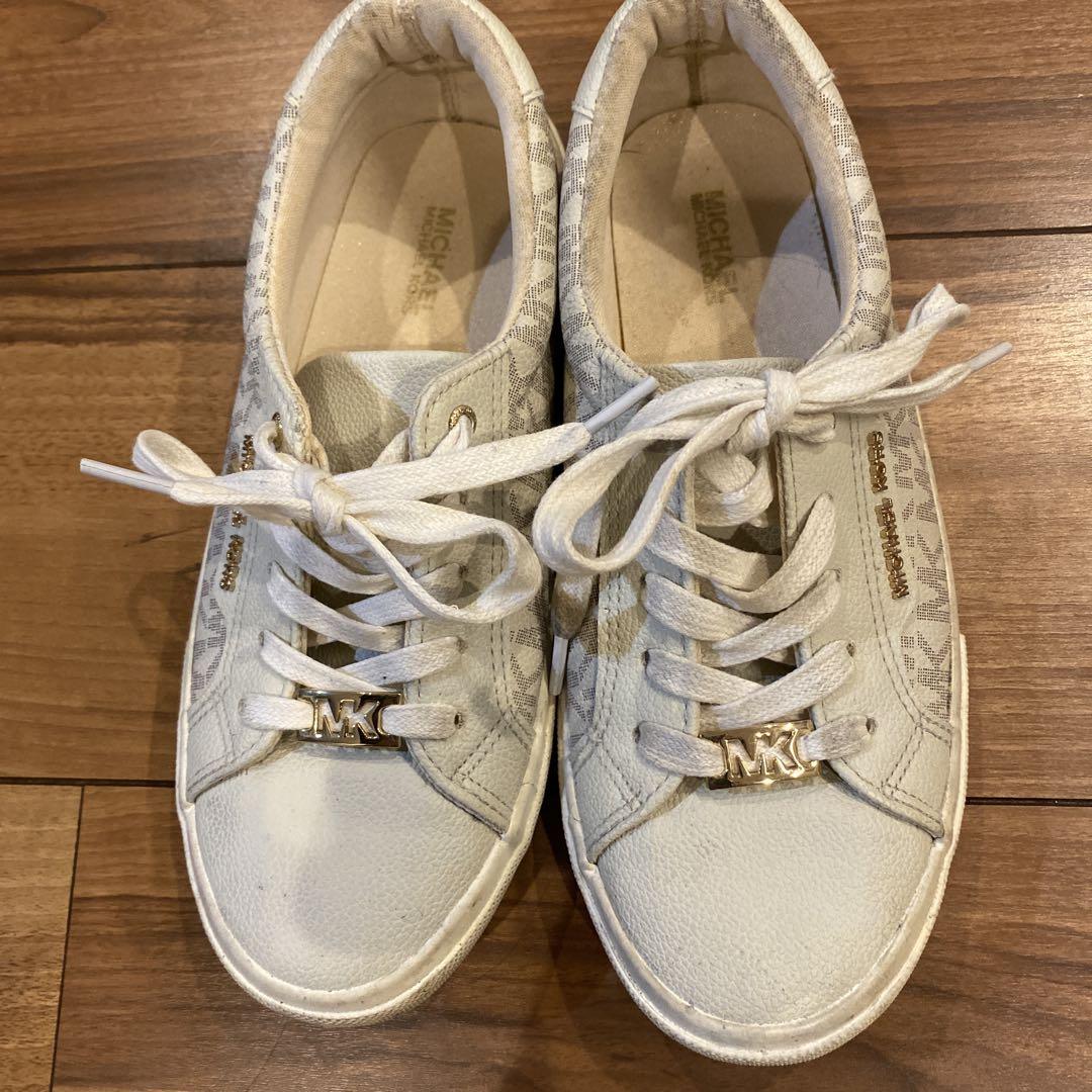 CHANELMICHAEL KORS ホワイト スニーカー22.5cm MICHAEL KORS スニーカー - メルカリ