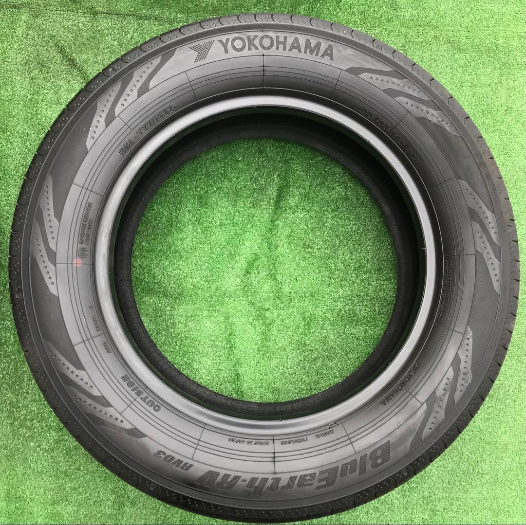 205/65 R16. YOKOHAMA BluEarth RV03.2022年