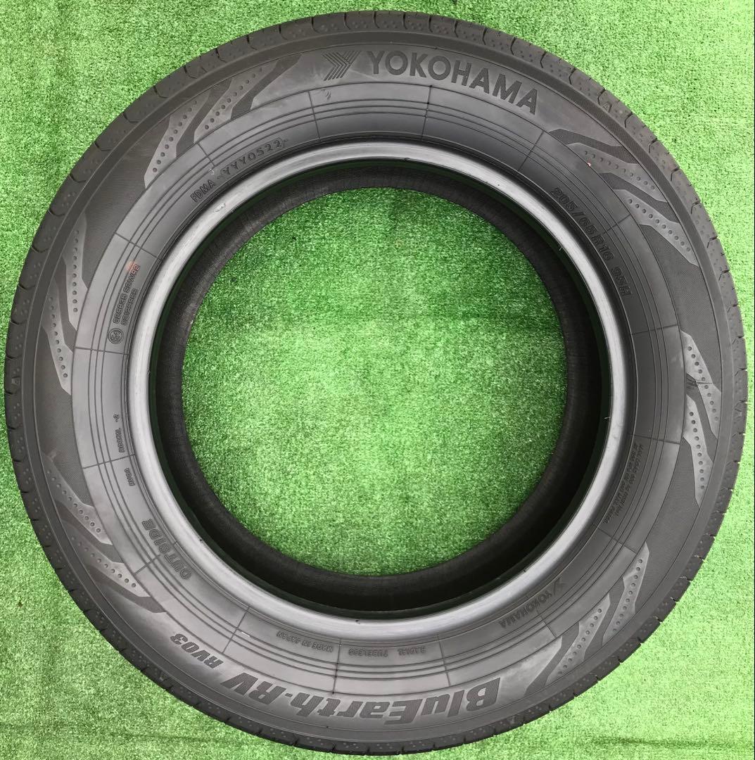 205/65 R16. YOKOHAMA BluEarth RV03.2022年