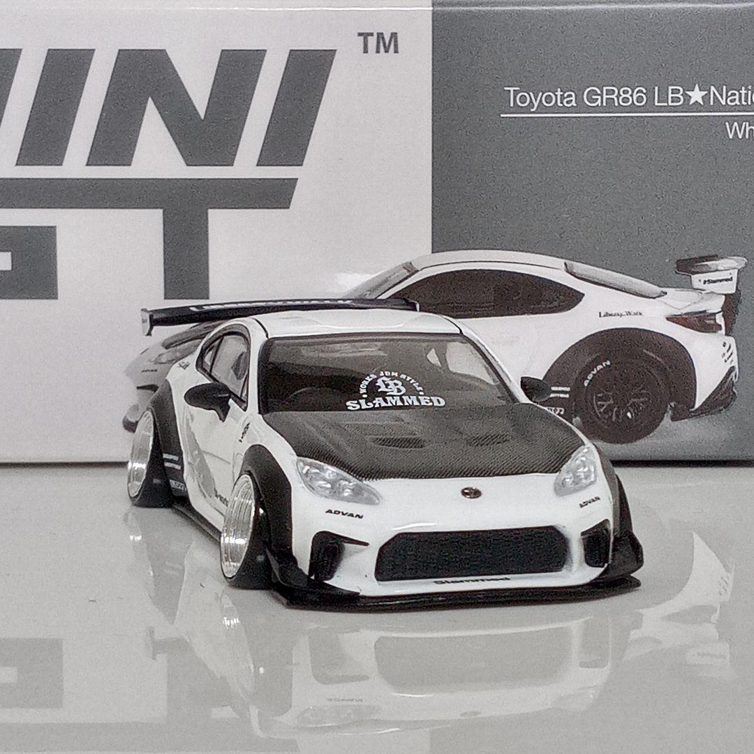 MINI GT GR86 LB 改