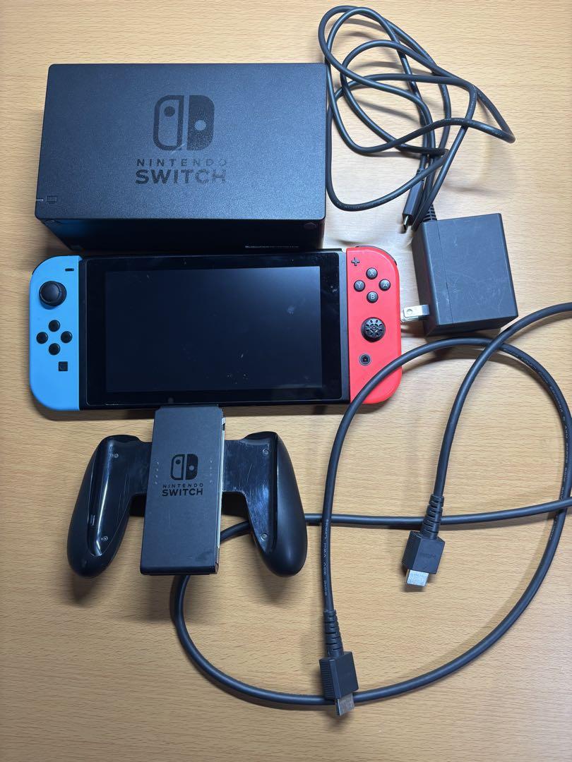 Nintendo Switch 本体 ブルーレッドJoy-Con 任天堂