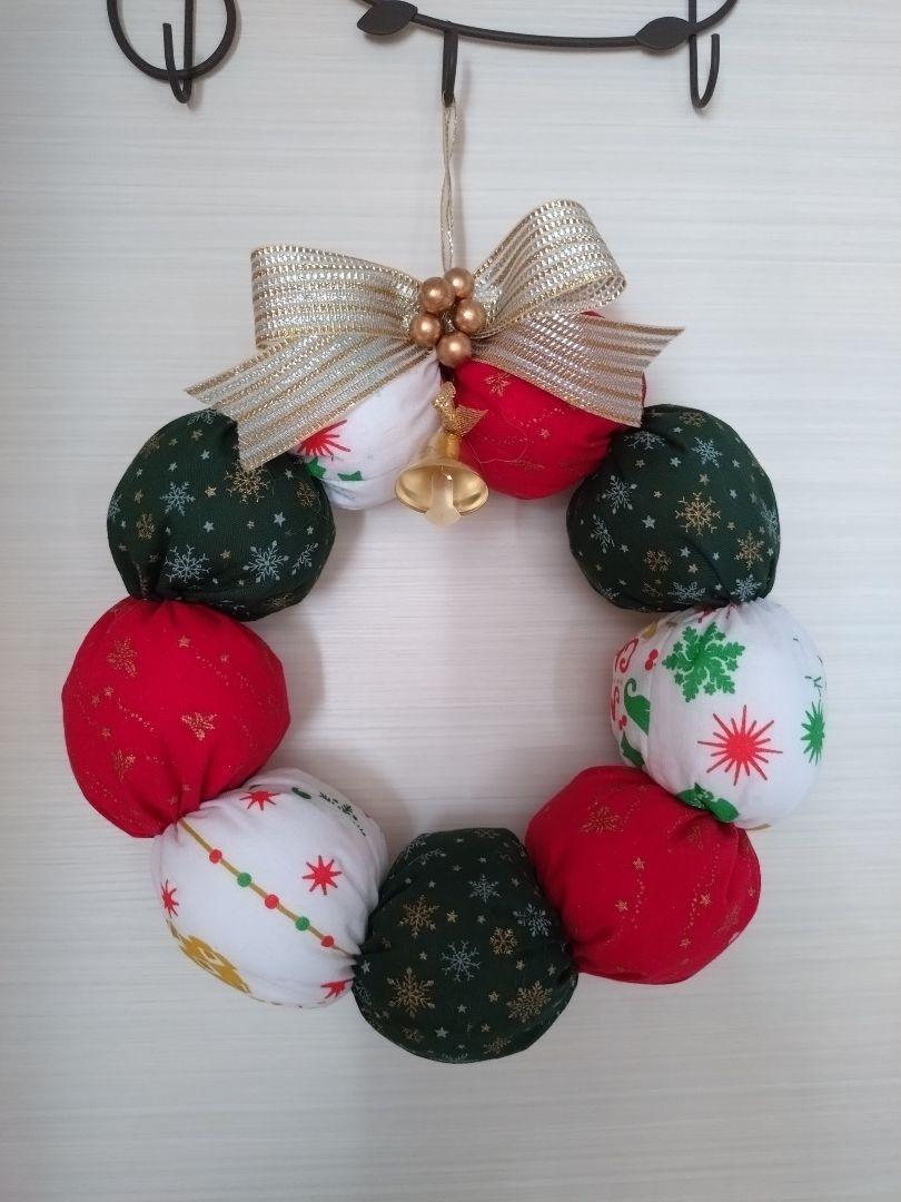 クリスマスリース＊ハンドメイド布製(クリスマスカラー)