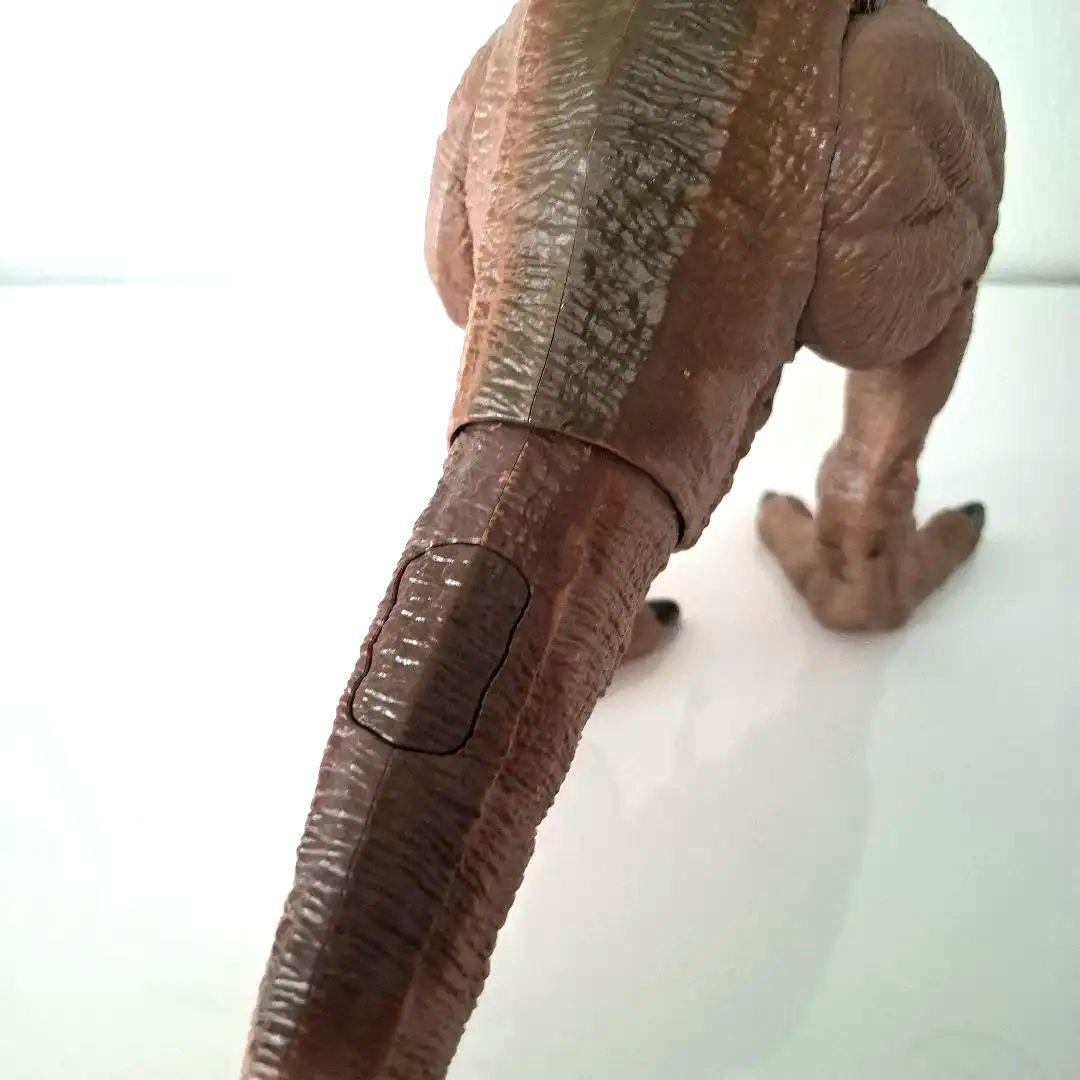 マテル ジュラシック ワールド ティラノサウルス、スピノサウルス　２個セット