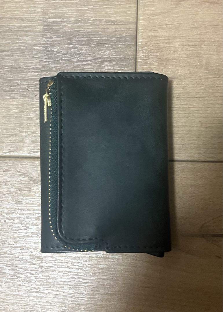 ⭐︎新品　カクタ　三つ折り　財布