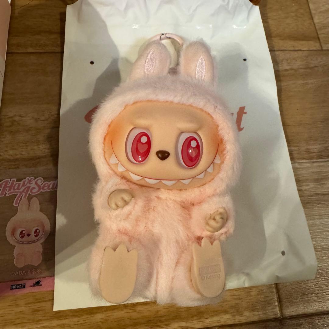 POPMART ラブブ Have a Seat DADA - メルカリ