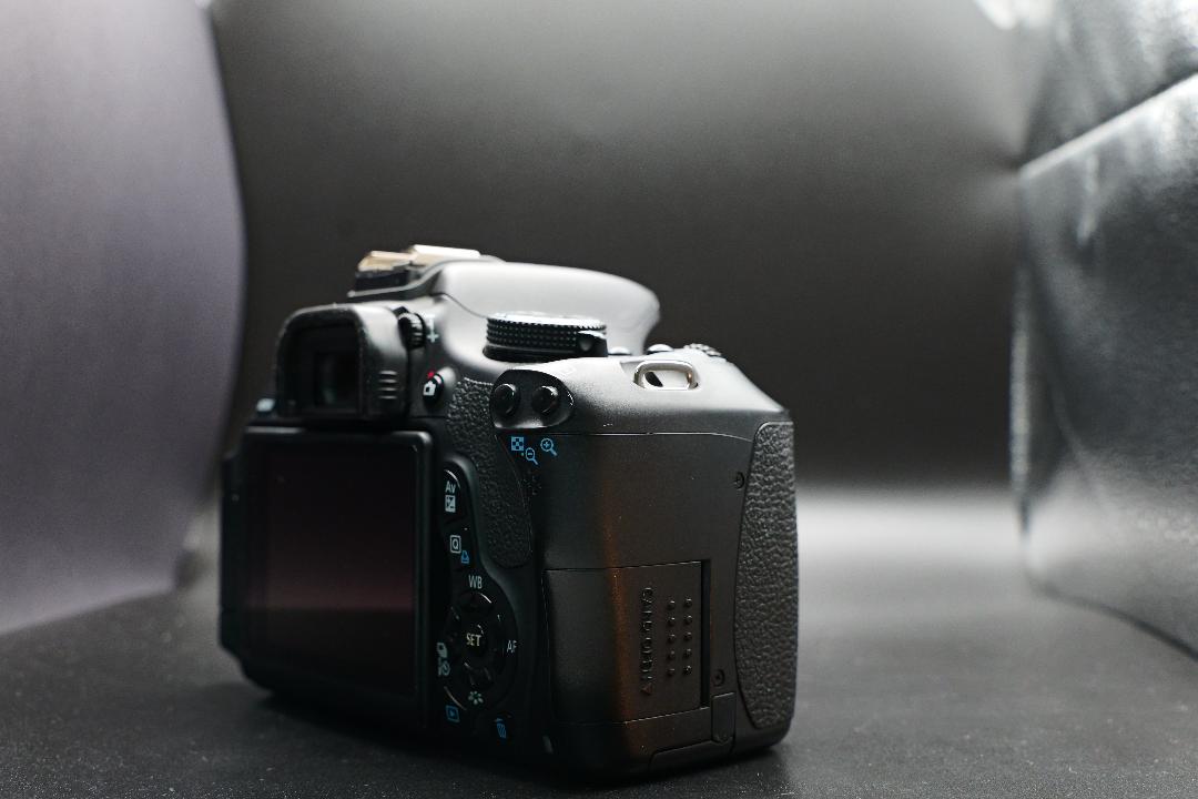 Canon EOS Kiss X5 ダブルズームレンズ 一眼レフカメラセット