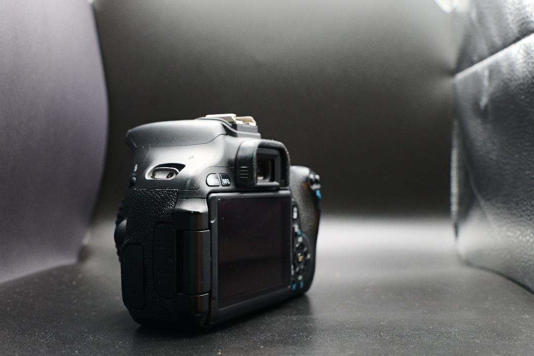 Canon EOS Kiss X5 ダブルズームレンズ 一眼レフカメラセット