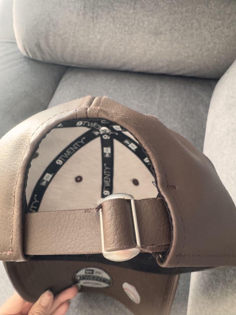 New Era 9TWENTY SDブラウンキャップ　レザー