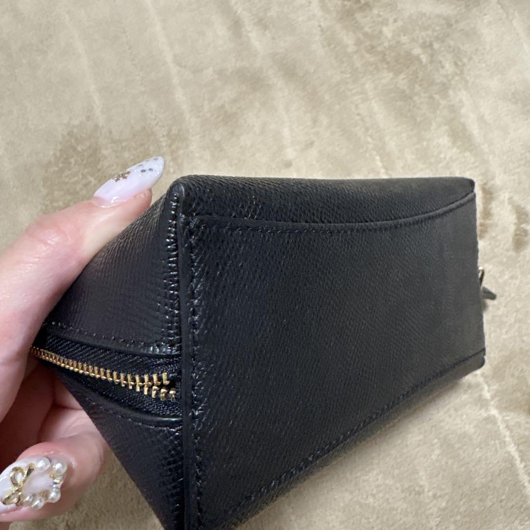 【値下げ中】COACH ブラック レザー ポーチ　新品未使用
