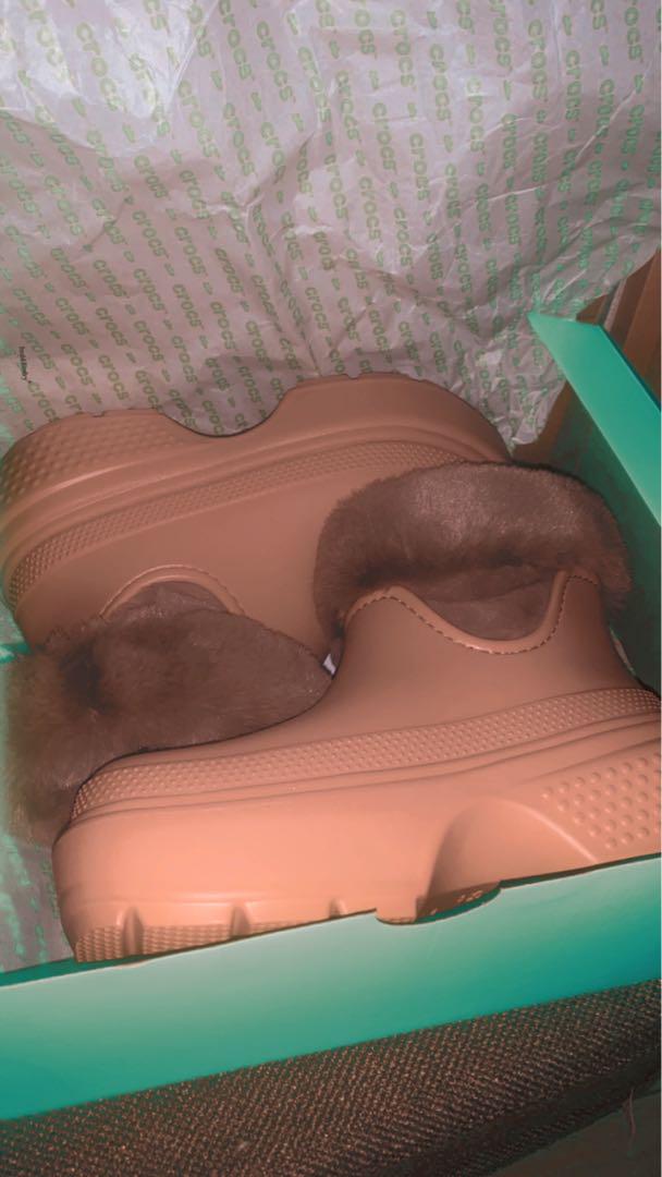 ストンプ ラインド ブーツ　crocs