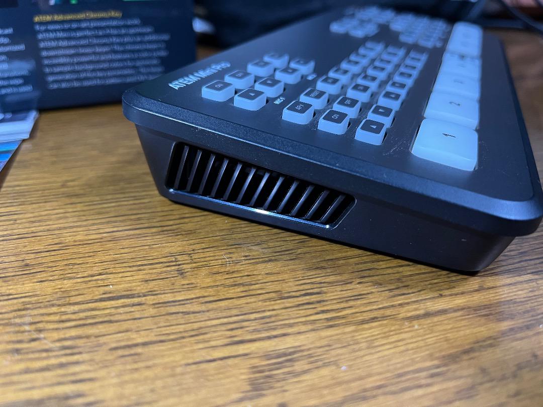 国内正規品】Blackmagic Design ATEM Mini Pro 国内正規品】Blackmagic Design ATEM Mini Pro