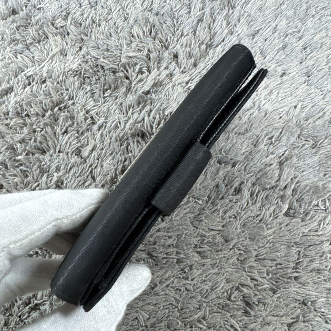PRADA プラダ ナイロン × サフィアーノレザー 二つ折り財布 ブラック