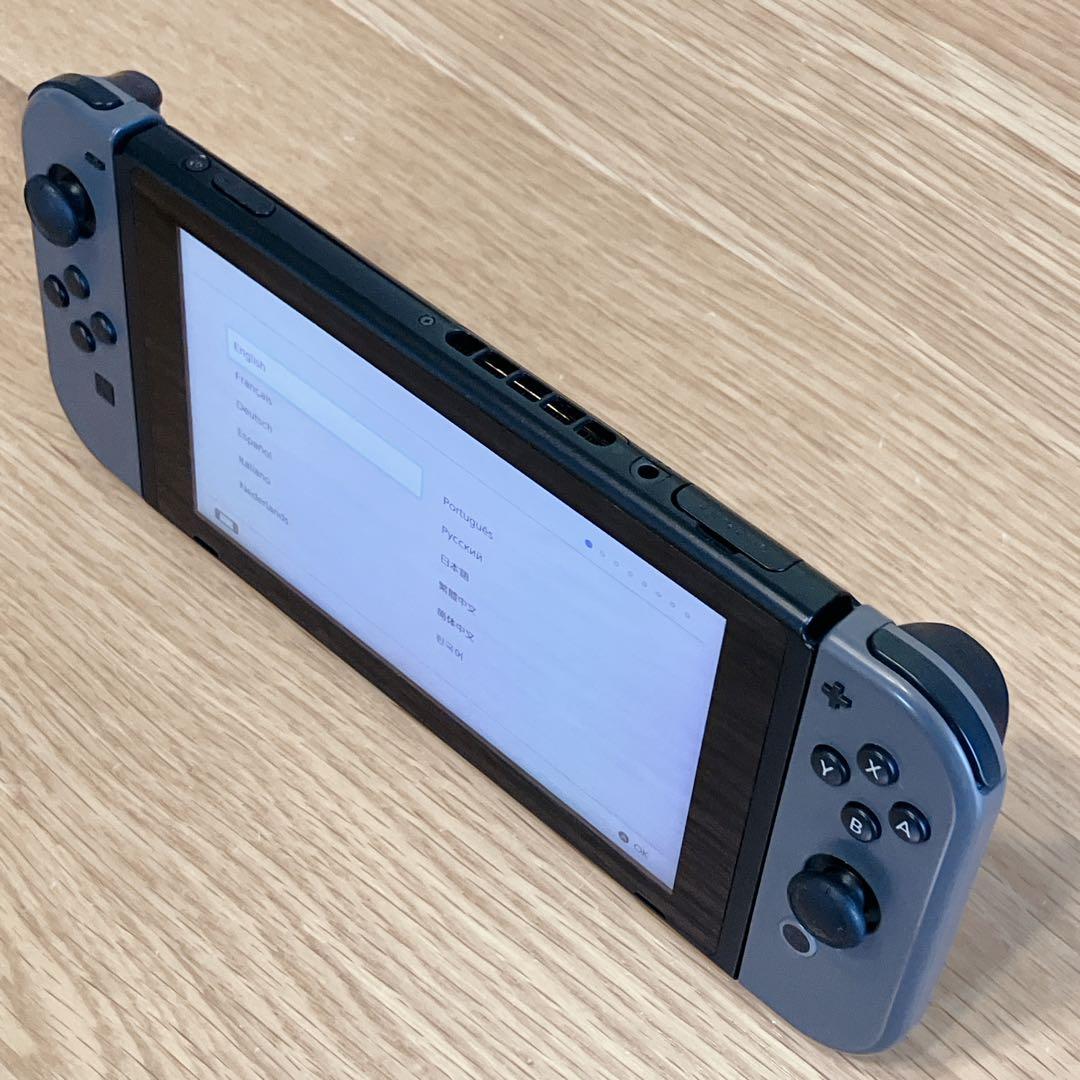 Nintendo Switch 本体 Joy-Con付き Nintendo Switch 本体 Joy-Con付き