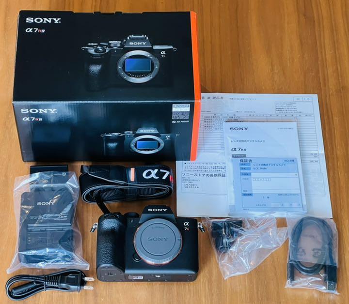 1着でも送料無料 ILCE-7RM4美品 SONY ソニーα7RM4 - デジタルカメラ