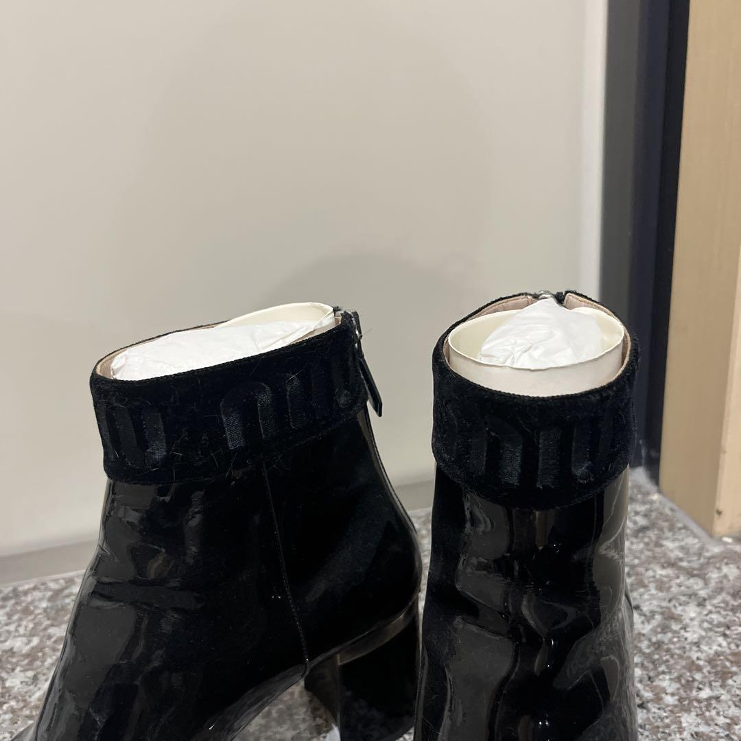 miumiu ブーツ