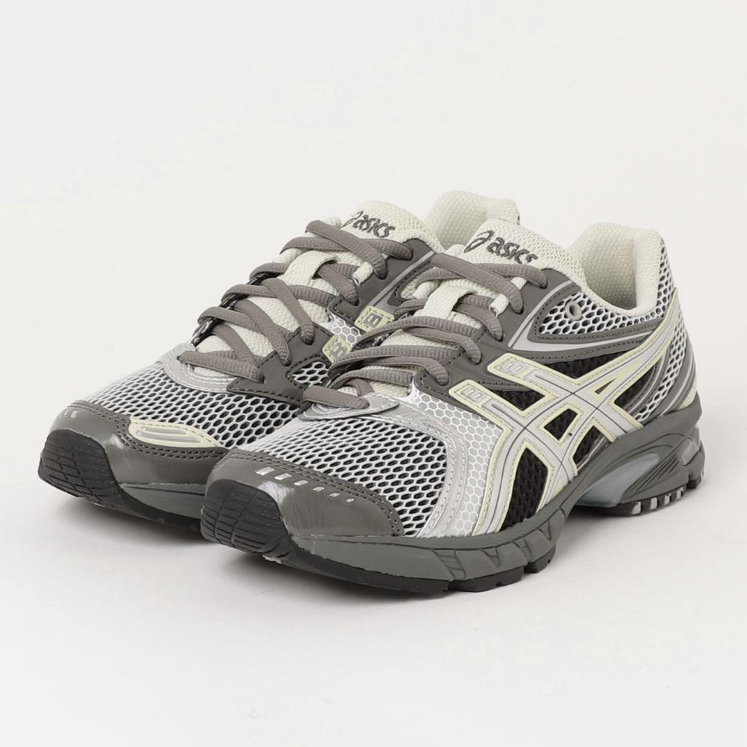 靴 ASICS GEL-DS TRAINER14