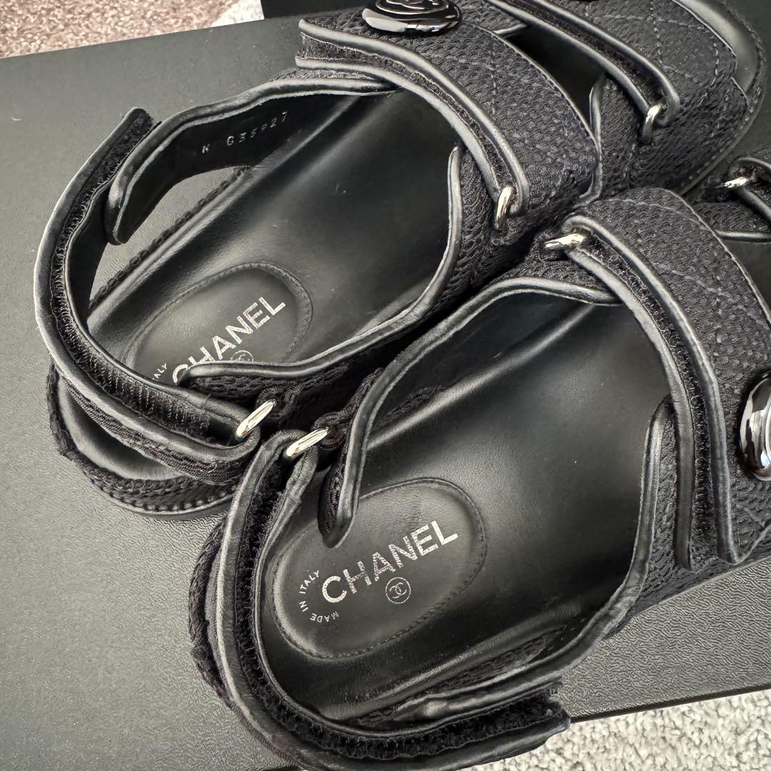 CHANEL フットベット　スポーツサンダル　カーフスキン　37 CHANEL フットベッドサンダル 37 - メルカリ
