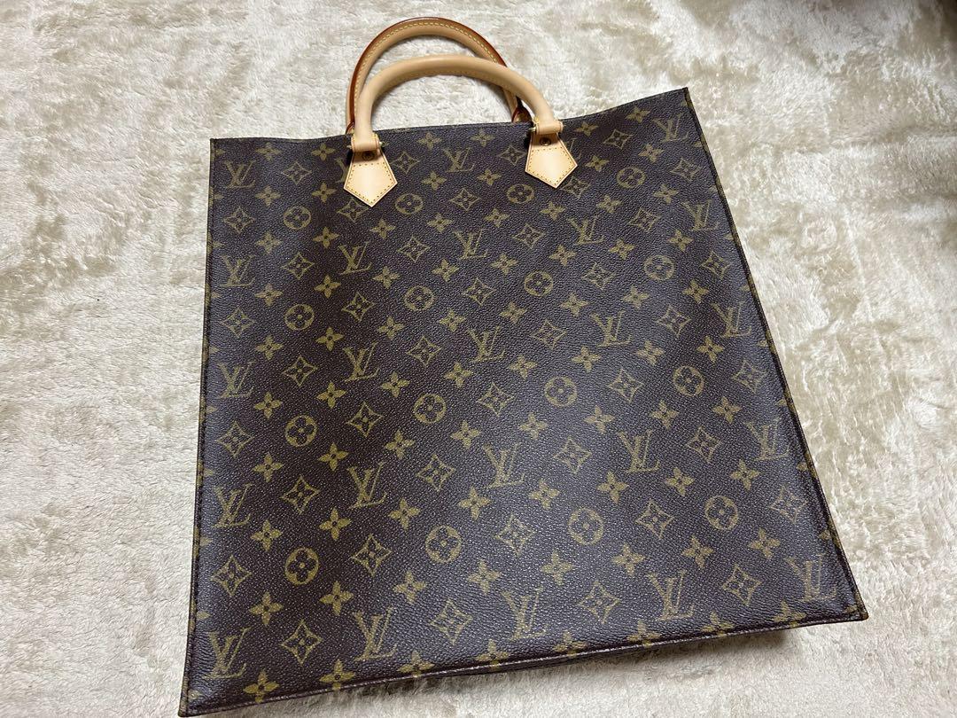 LOUIS VUITTON モノグラム　サック