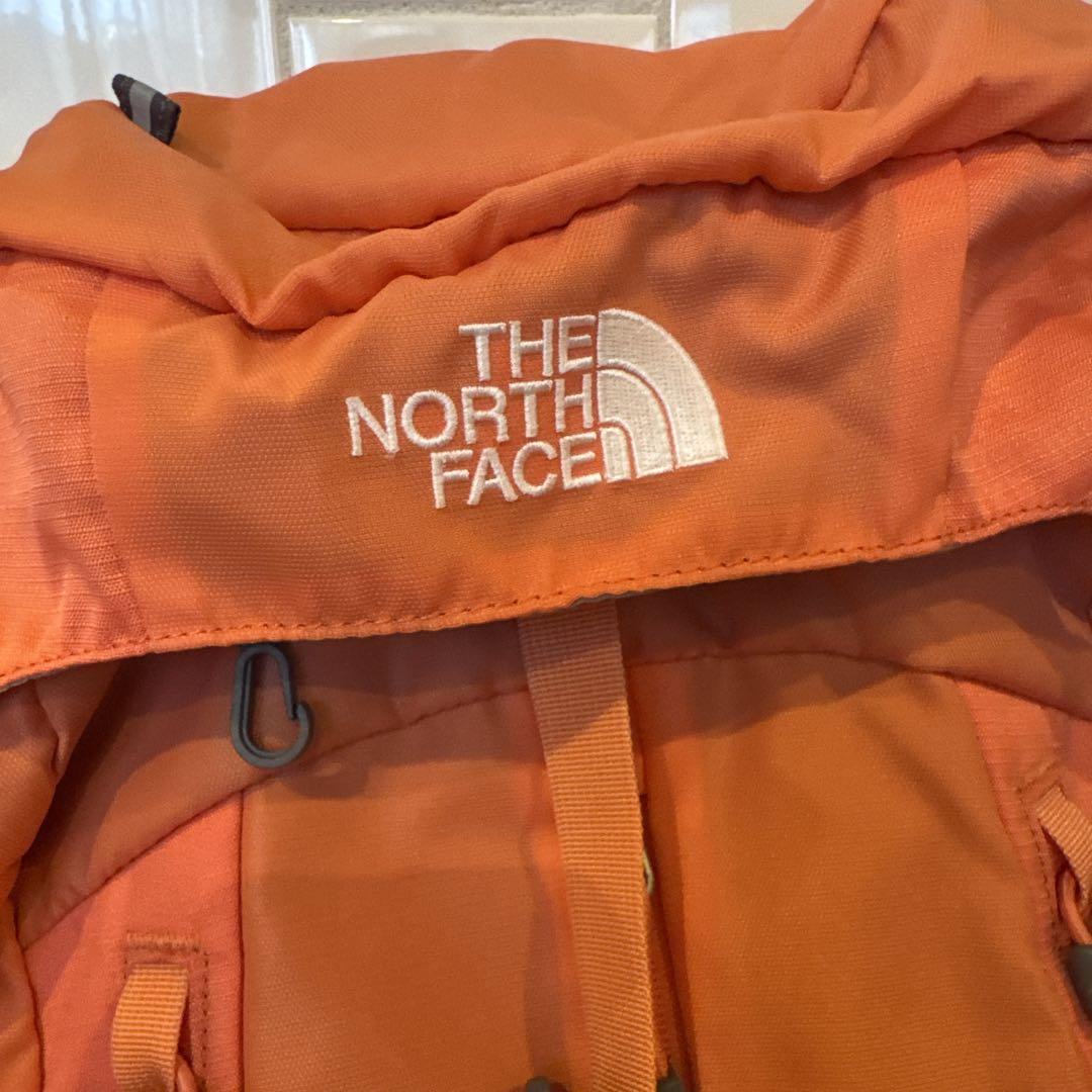 THE NORTH FACE 登山リュック オシャレ⭐︎サーモンピンク