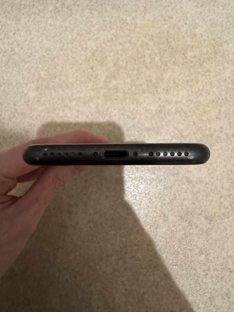 iPhone8 64GB SIMロック解除済 ブラック
