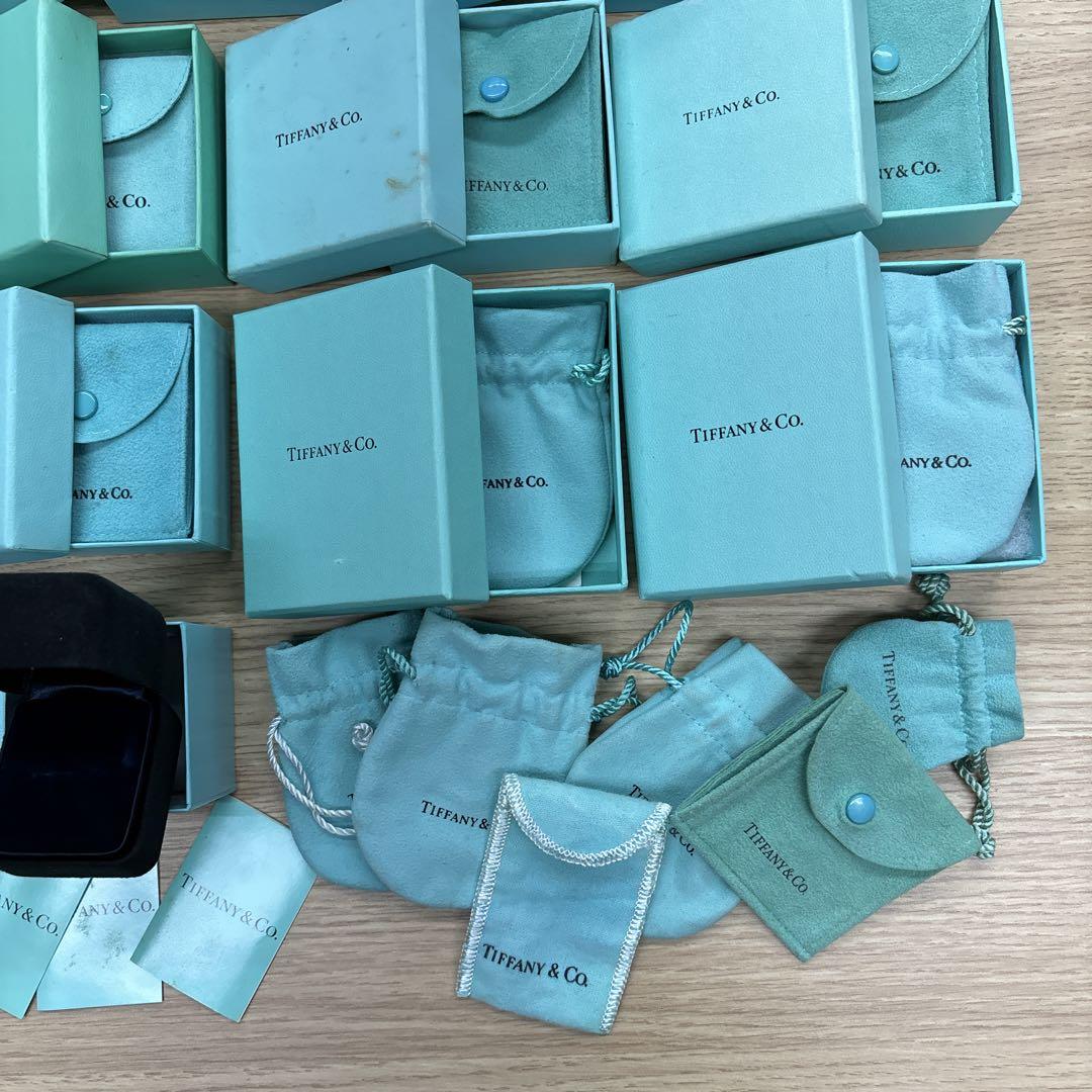 Tiffany & Co. ボックスとポーチ セット