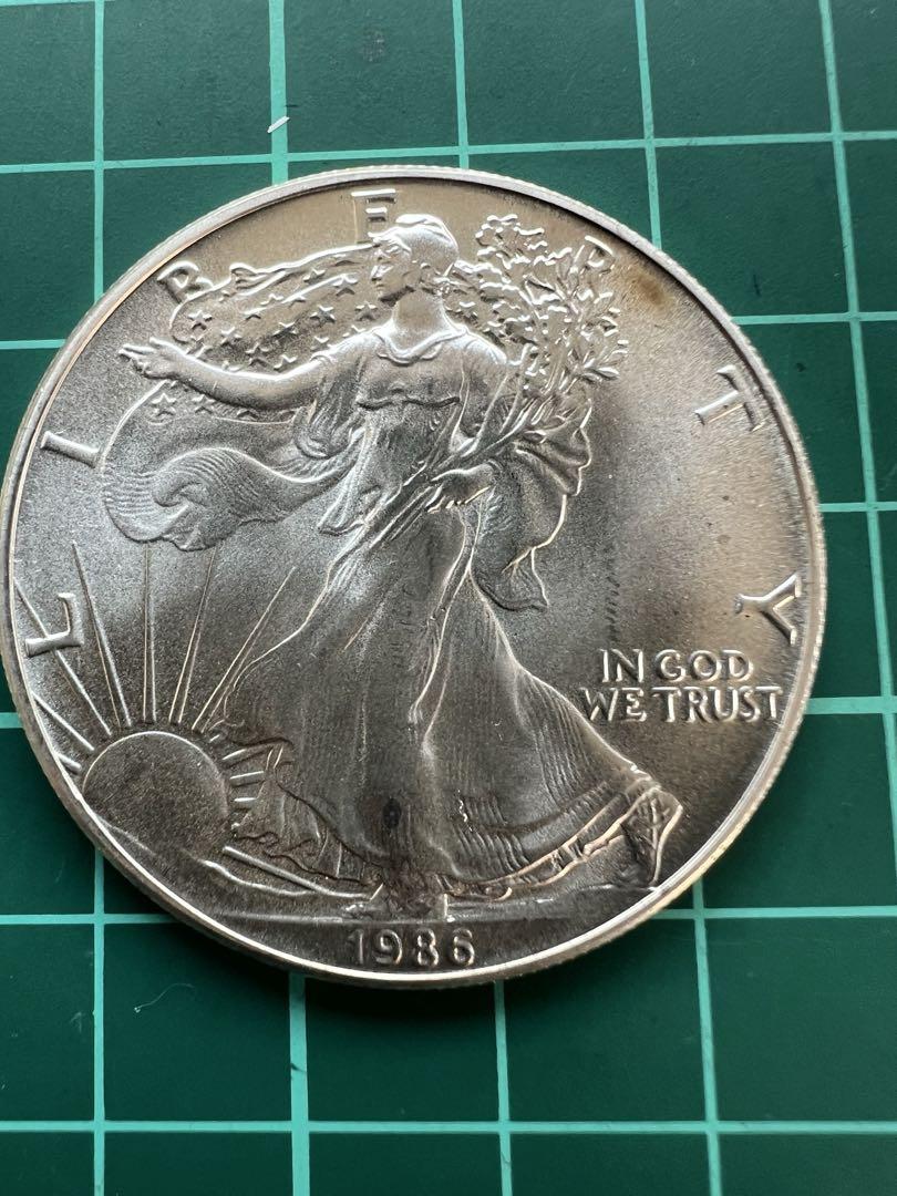 外国銀貨　アメリカ銀貨　イーグル　1986年